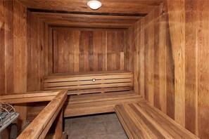 Sauna - On Keystone Lake/Shuttle to Lifts/Pool and Hot Tub Access/Great Amenities (dillon)