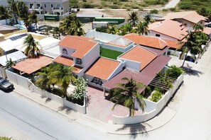 Exterior - Stunning Poolside Apartment at Beach Walk 1 by Bocobay (Noord)