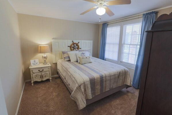 4 habitaciones, tabla de planchar con plancha y wifi gratis 