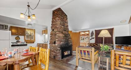 Make Memories from your Deck - In Rapid City On Canyon Lake Thirty Minutes from Mt Rushmore