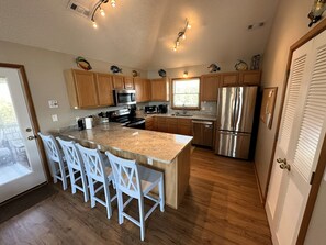 Fridge, microwave, oven, stovetop - CP760- Crown Point Home with a Hot Tub and Oceanside! (Corolla)