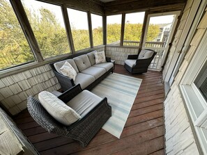 TV, fireplace, DVD player, table football - CP760- Crown Point Home with a Hot Tub and Oceanside! (Corolla)