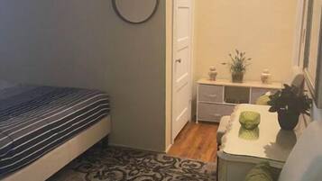 1 bedroom, in-room safe, iron/ironing board, WiFi