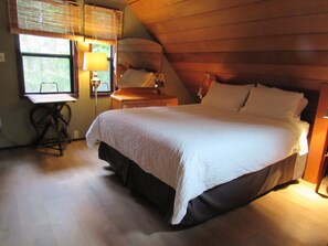 2 Schlafzimmer, Reisekinderbett, kostenloses WLAN, Bettwäsche