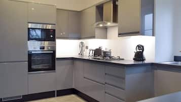 Oven, dishwasher, freezer