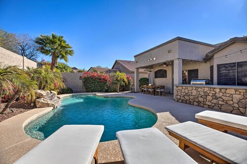 Close to Hikes! Snowbird Oasis w/ Pool in Estrella