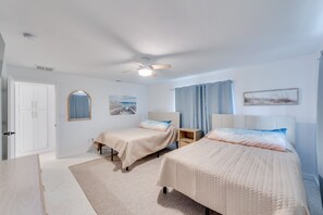 3 bedrooms, iron/ironing board, travel cot, free WiFi