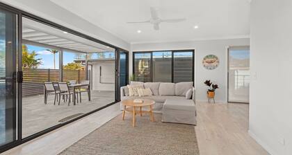 The Cove 3 - Cool and inviting coastal property
