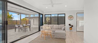 The Cove 3 - Cool and inviting coastal property
