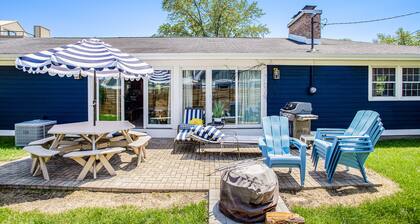 Remodeled Home close to Lake Michigan - Walk to the Beach, One Dog OK