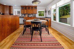 Luokittelematon kuva, 2 kautta 26, painike