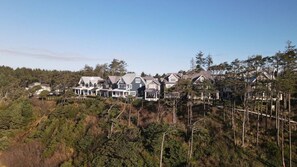 Exterior - Enjoy the beach, ocean and sunsets no matter the weather. (Pacific Beach)