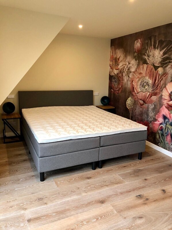 3 bedrooms, cots/infant beds, free WiFi