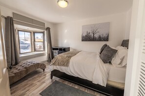 3 Schlafzimmer, Bügeleisen/Bügelbrett, kostenloses WLAN, Bettwäsche