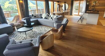 5* Chalet in Les Gets: Luxury, jacuzzi, sauna, pets allowed