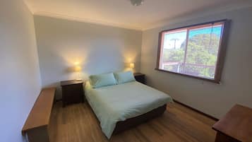 2 bedrooms
