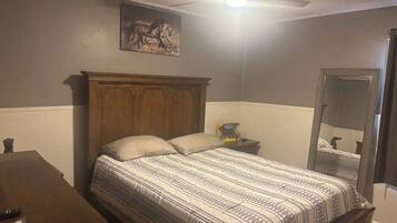 3 chambres, fer et planche à repasser, Wi-Fi gratuit, draps fournis