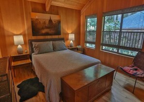 Unclassified image, 4 of 33, button - Forest House | Tranquil Escape & Trails (The Sea Ranch)