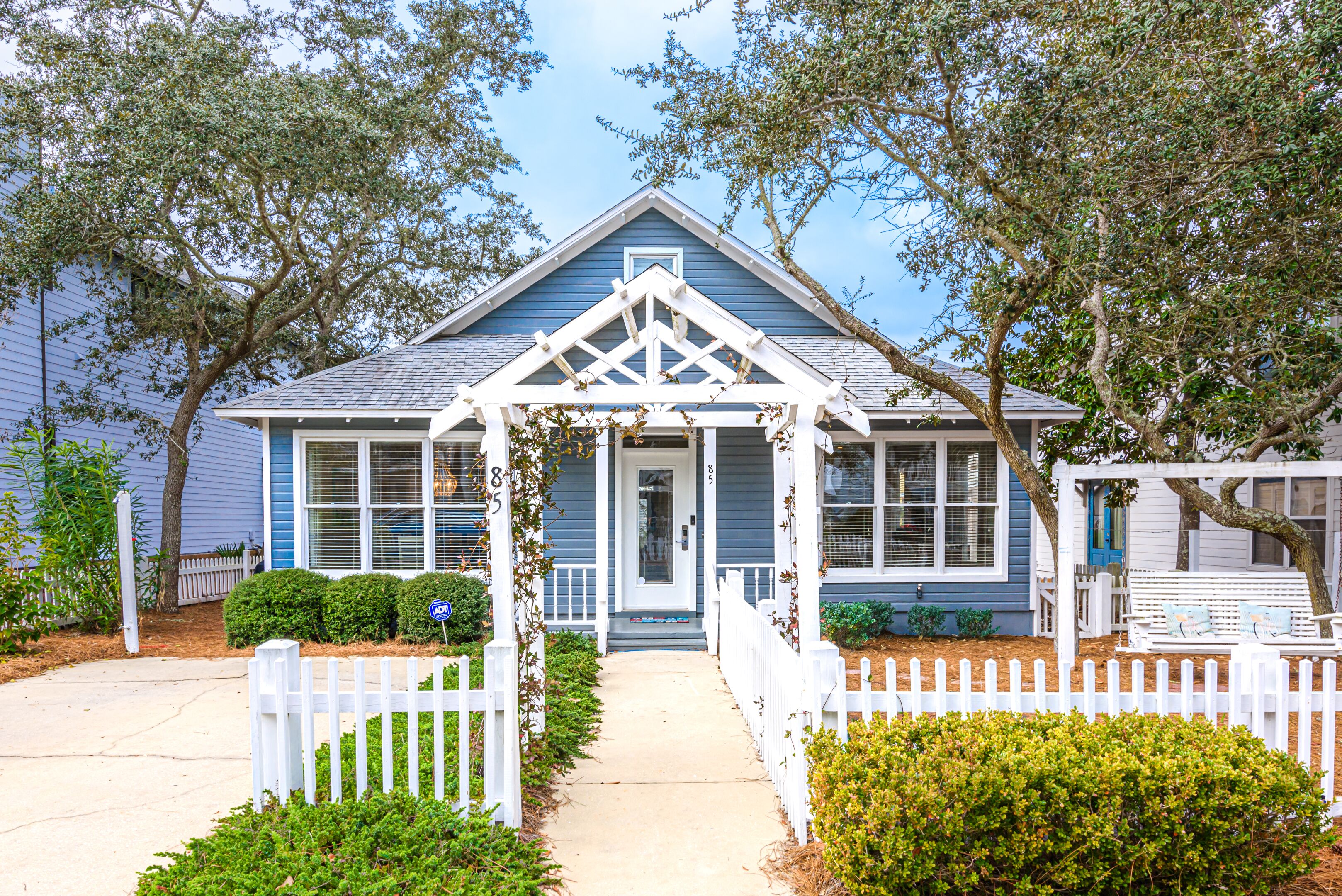 Steps to the Beach ~ Community Pool ~ Beach Cottage ~ 30A Seagrove