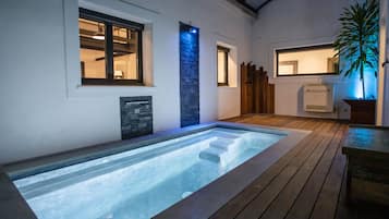 Indoor pool, outdoor pool