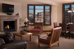 Smart TV, fireplace - Ski in Ski out Park City Resort Feb28-Mar7.2026 Hilton Sunrise Canyons Village (Park City)