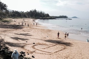 Beach nearby - Welcoming condo with outdoor pool, grills, split AC, patio, & beach access (Kihei)