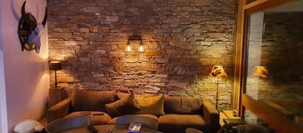 Warm atmosphere Rochebrune-village center