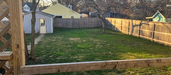 Lovely 3BR Close to Downtown