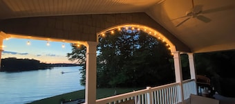 Penhook Hideaway at Smith Mountain Lake