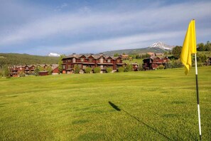 Golf - Lodge-style Condo in the Heart of Big Sky (Big Sky)