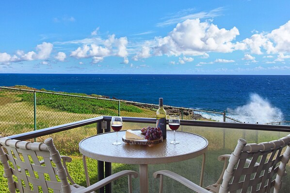 Outdoor dining - Makahuena 4205 | Oceanview 2BR Condo with Pool, Tennis & BBQs (Koloa)