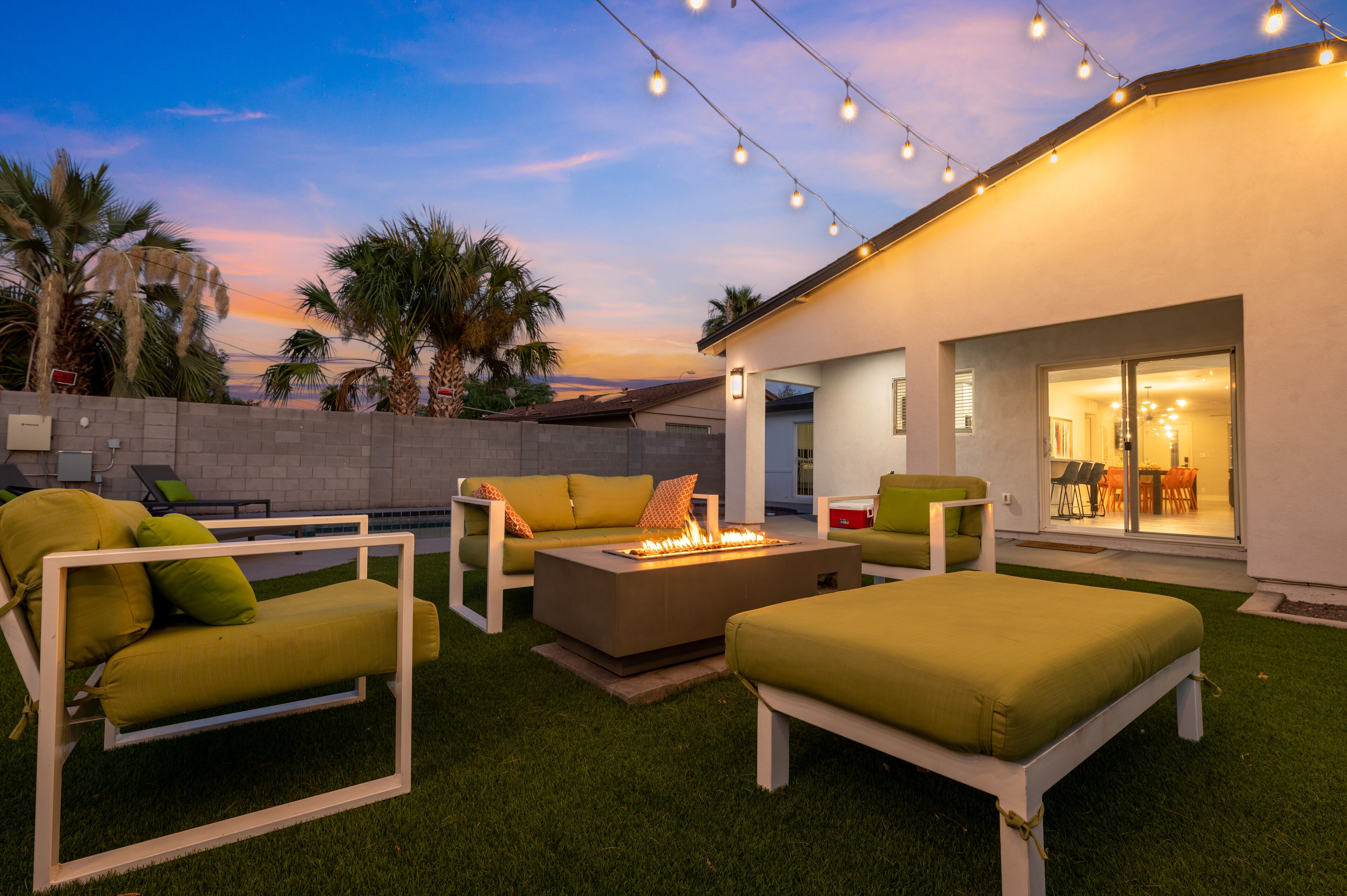 Newly remodeled home + 5 mile to Oldtown Scottsdale+ Heated Pool