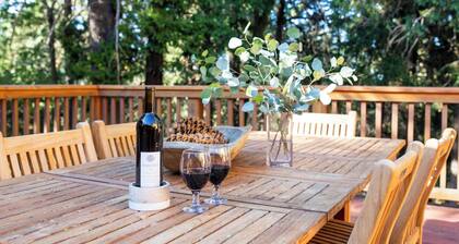 Secluded cabin on 20 beautiful, wooded acres. Hot tub, 3 fireplaces, pool table.