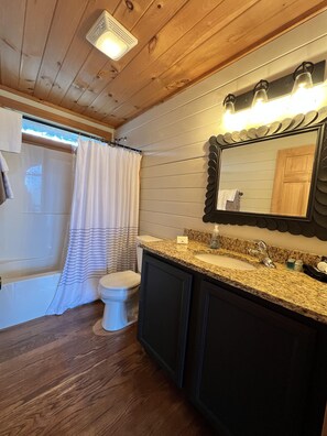 Combined shower/bathtub, hair dryer, towels - Watershed 6 - Spacious 3 Story Cabin that can Sleep up to 12 People! (Bryson City)