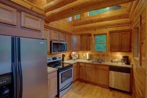 Micro-ondes, four, plaque de cuisson, lave-vaisselle