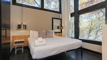 1 dormitorio, tabla de planchar con plancha, Internet