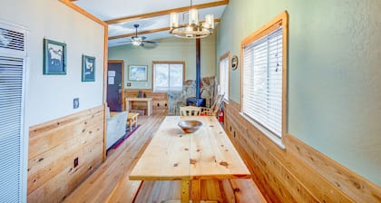 Charming cabin a mile from Heavenly's Boulder Lodge