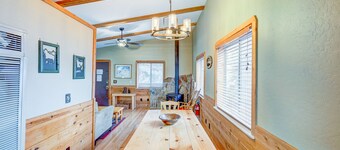 Charming cabin a mile from Heavenly's Boulder Lodge