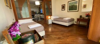 Casa Battisti Messina Centro finished apartment max 3 rooms, max 9 people.