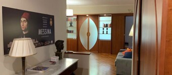Casa Battisti Messina Centro finished apartment max 3 rooms, max 9 people.