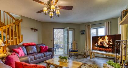 Tree Tops by HoneyBear Cabins