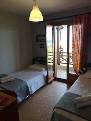 2 dormitorios, escritorio, sistema de insonorización