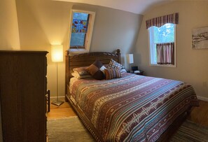 2 chambres, fer et planche à repasser, Wi-Fi, draps fournis