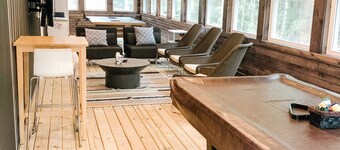 Eagle's Nest Guest House II - Less than 2 Miles to Sand Valley - 16 beds!