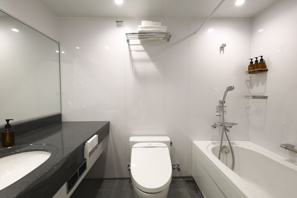 Mustard Hotel Shimokiazawa by null