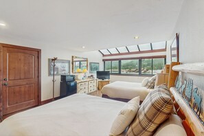 アイロン / アイロン台、WiFi、ベッドシーツ