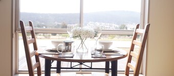 Couples Retreat near Hobart/Mountain View/nr Beaches