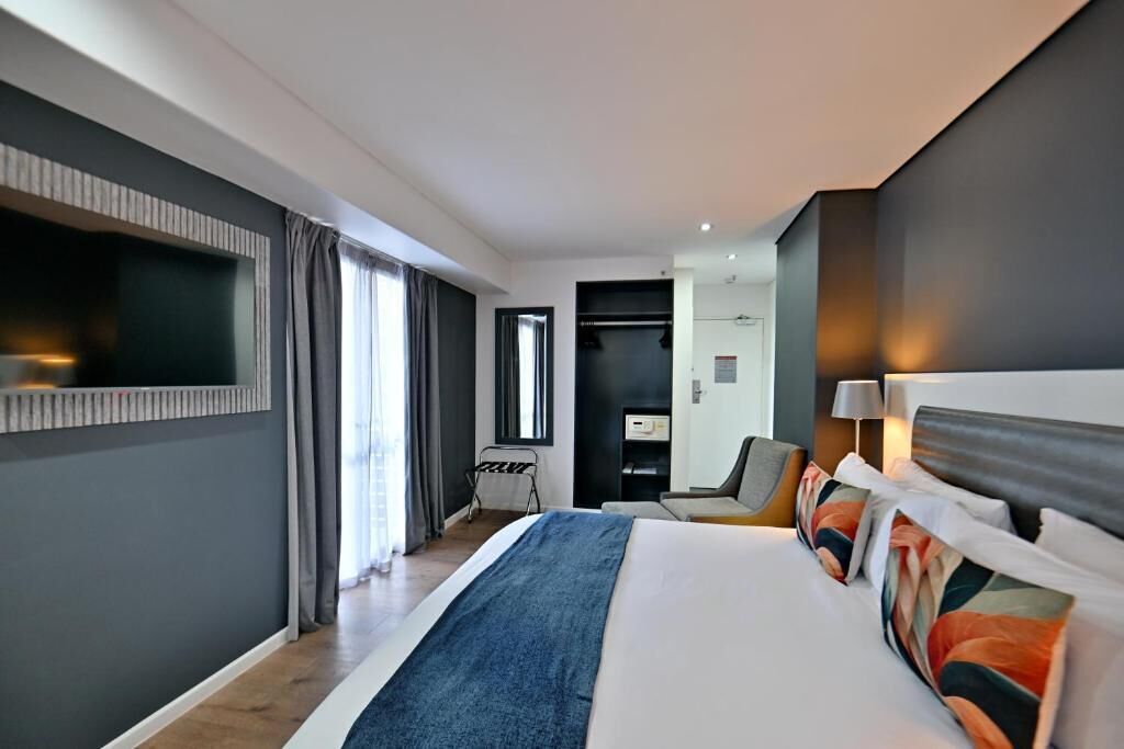 Camera Deluxe, non fumatori, vista montagna | Biancheria da letto di alta qualità, una cassaforte in camera