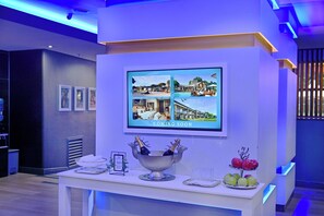 Reception - Fountains Hotel Cape Town (Cape Town)