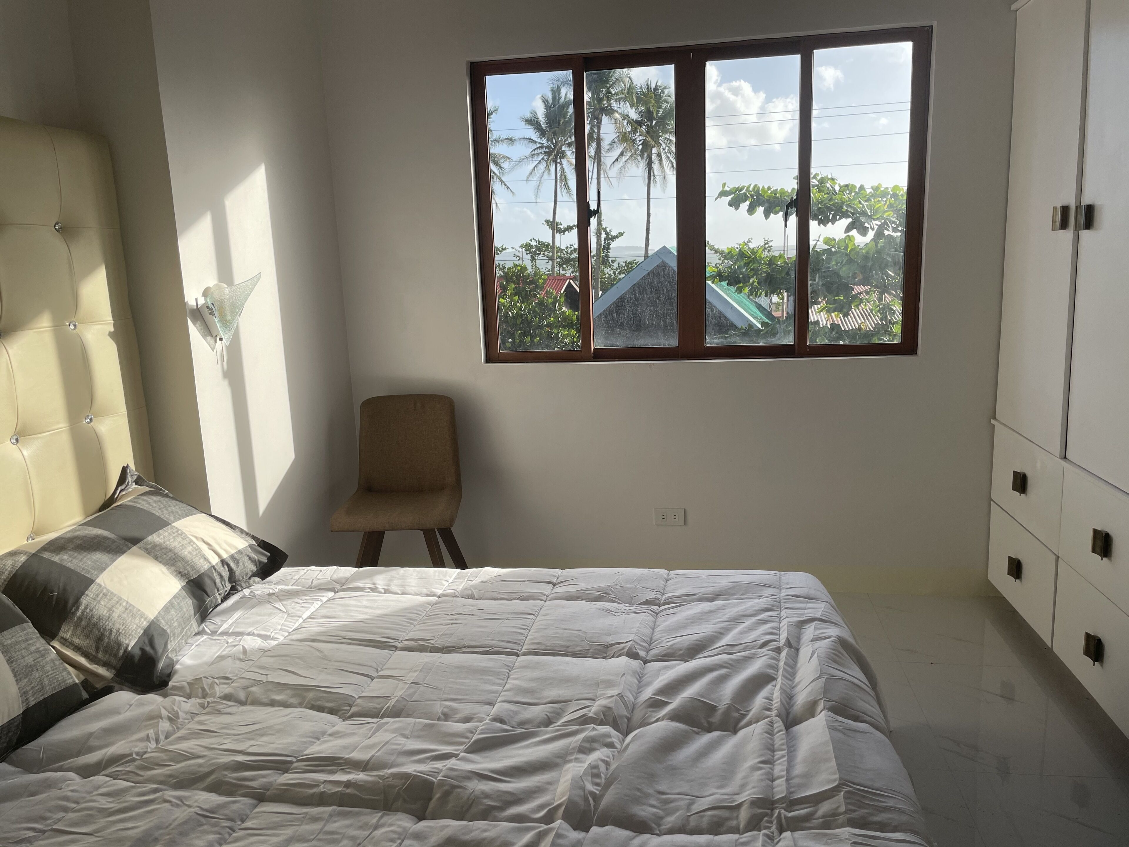 5 habitaciones y wifi gratis 